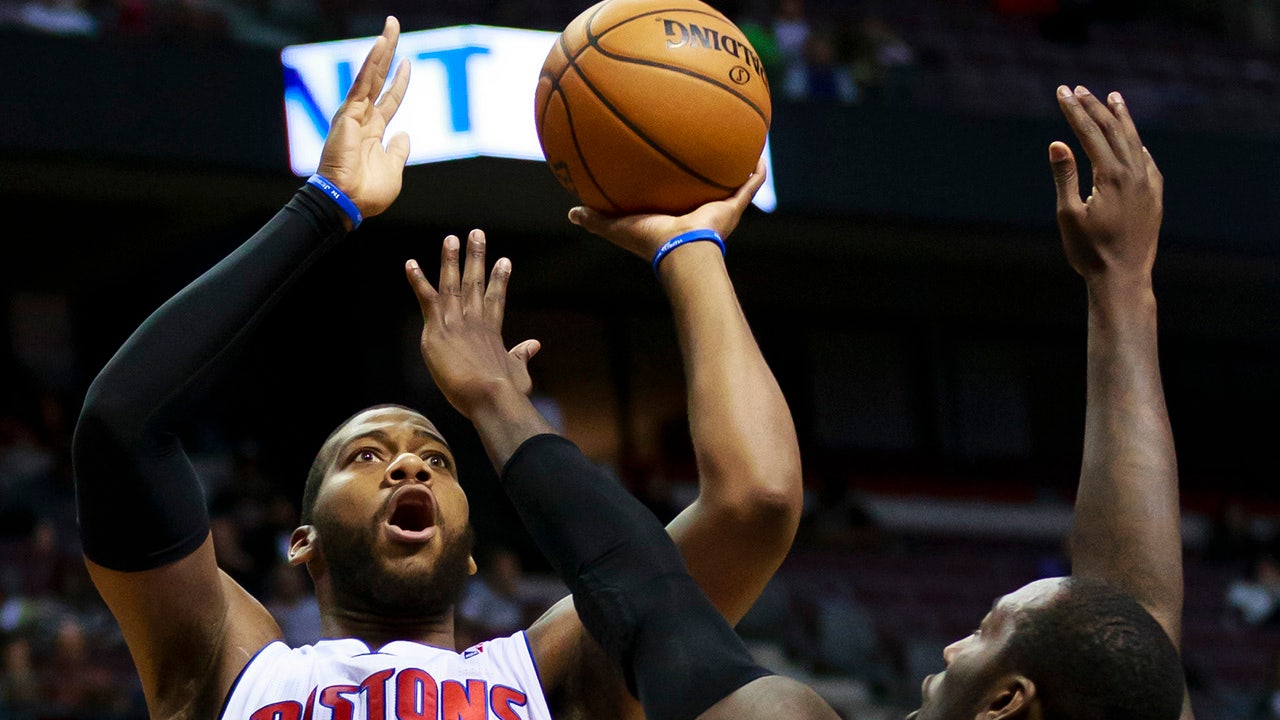 Monroe, Pistons pound Portland