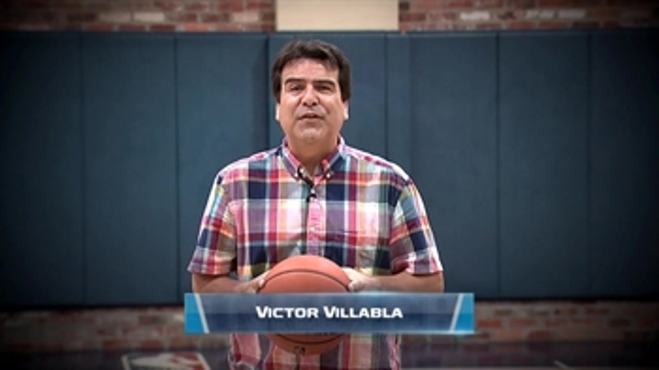 Mavs Insider: Baloncesto con Victor - foul