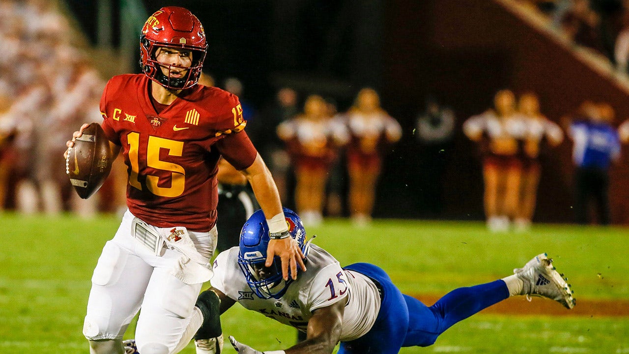 Brock Purdy racks up four first-quarter TDs as Iowa State pummels Kansas, 59-7