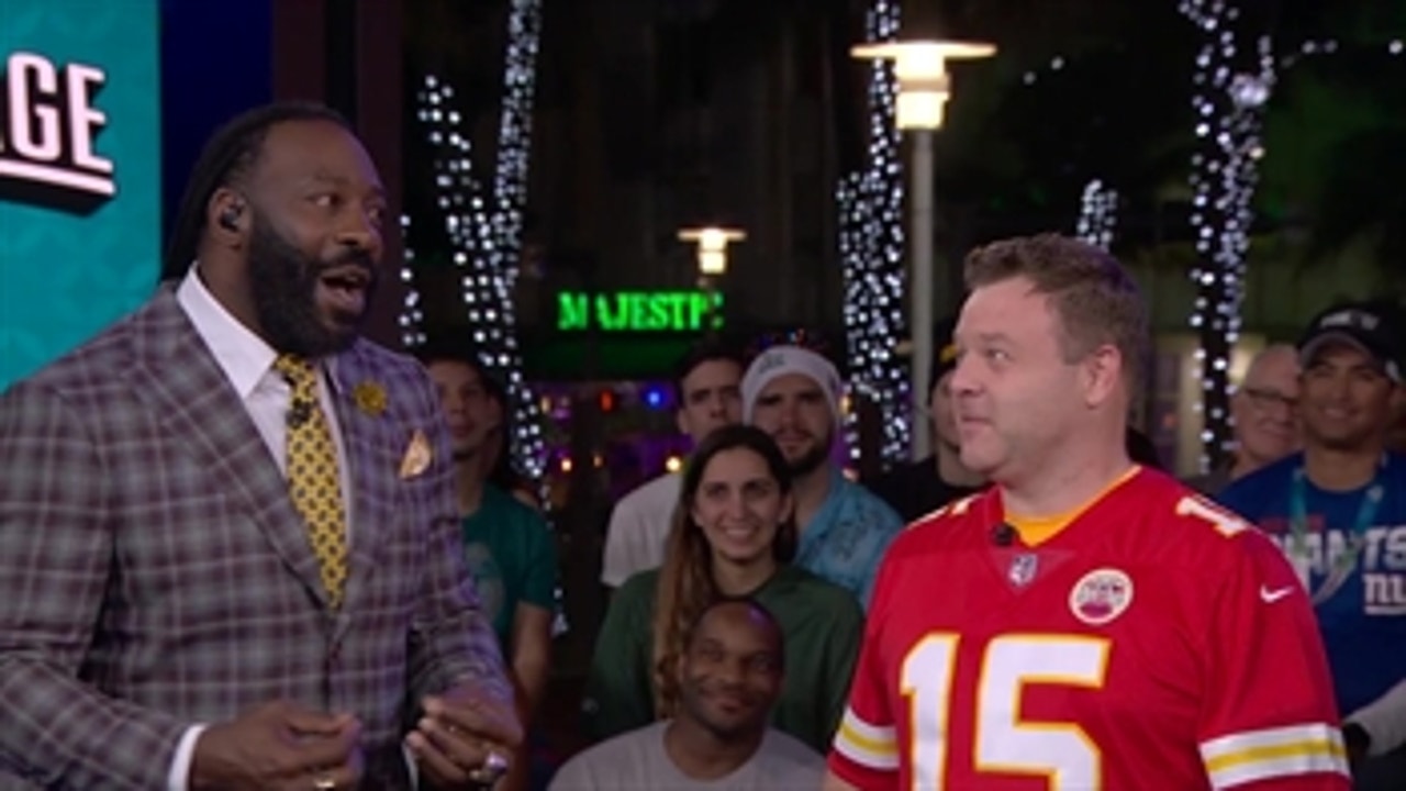 Frank Caliendo joins Backstage for Promo School, but Booker T has some choice words