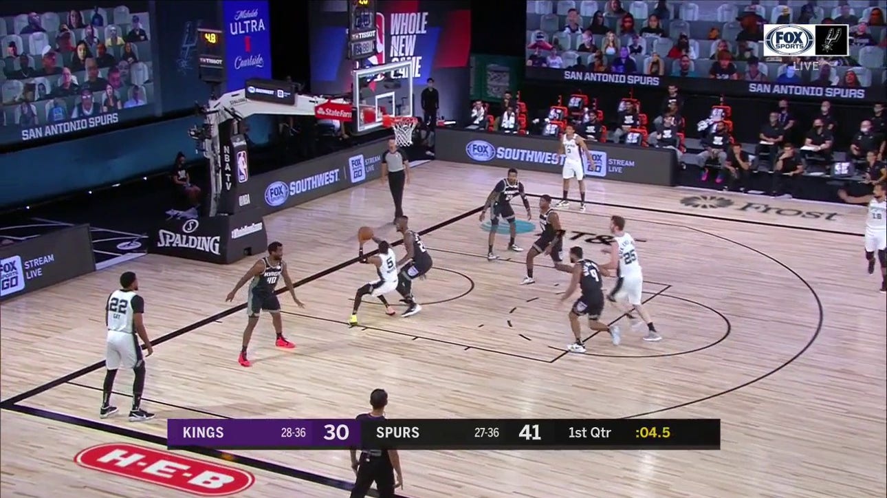 WATCH: Dejounte Murray Scores, Beats the Buzzer