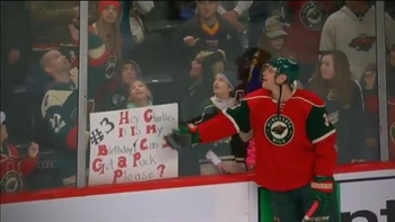 Young fan thanks Wild's Coyle with a cute sign