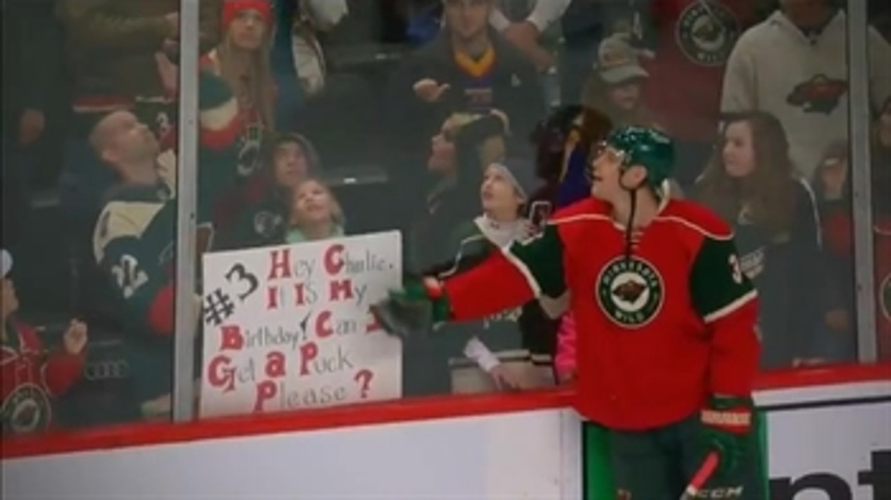 Young fan thanks Wild's Coyle with a cute sign