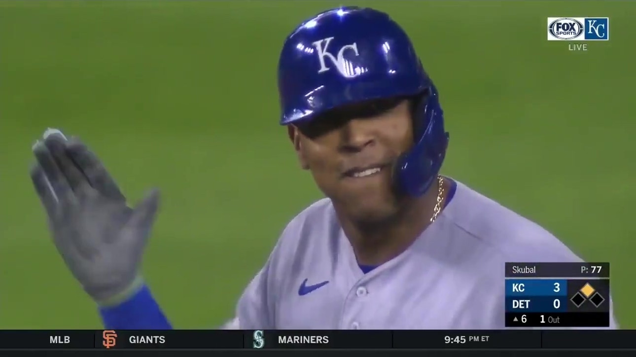 WATCH: Salvy smacks home run, doubles in fifth straight multi-hit game