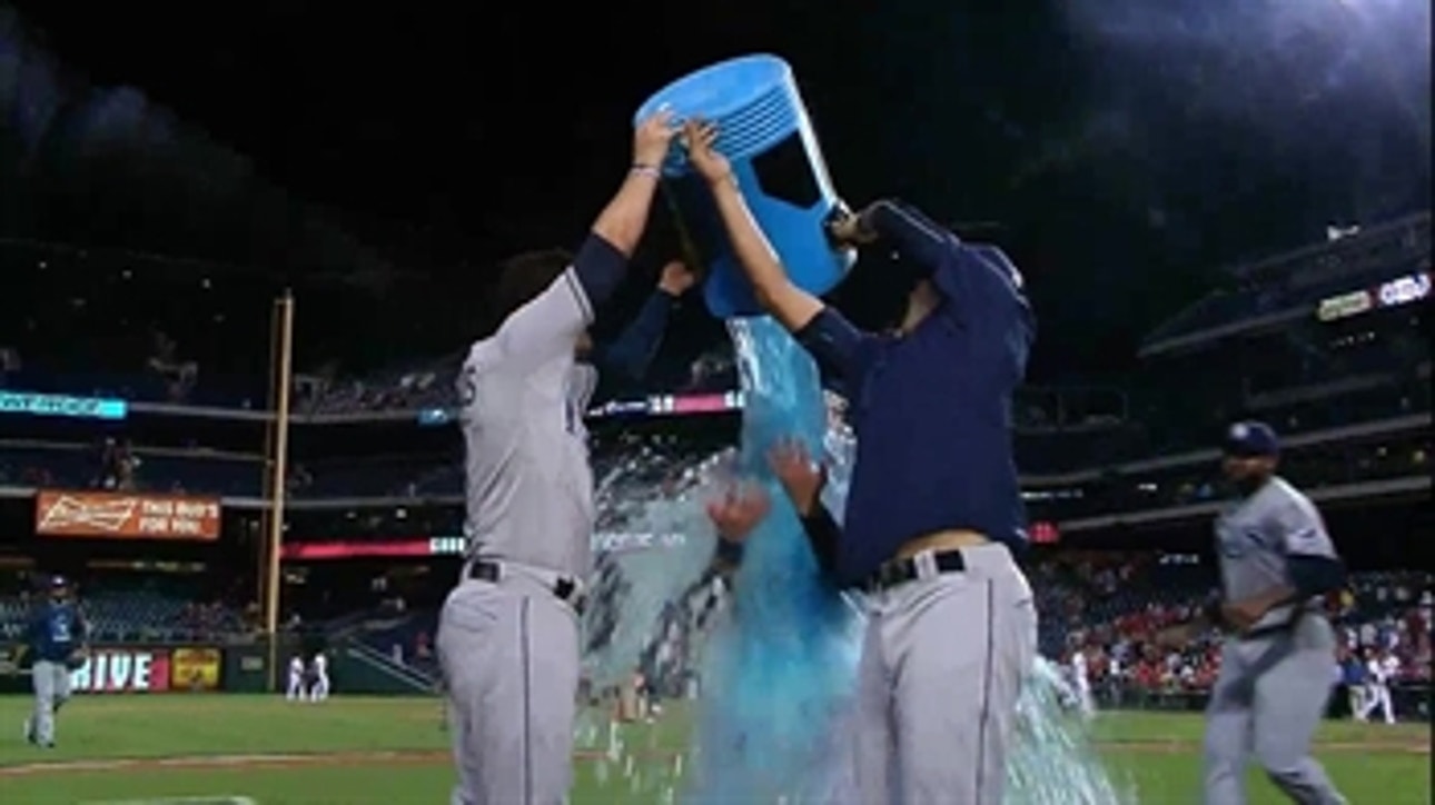 Kiermaier's defense earns the drenching