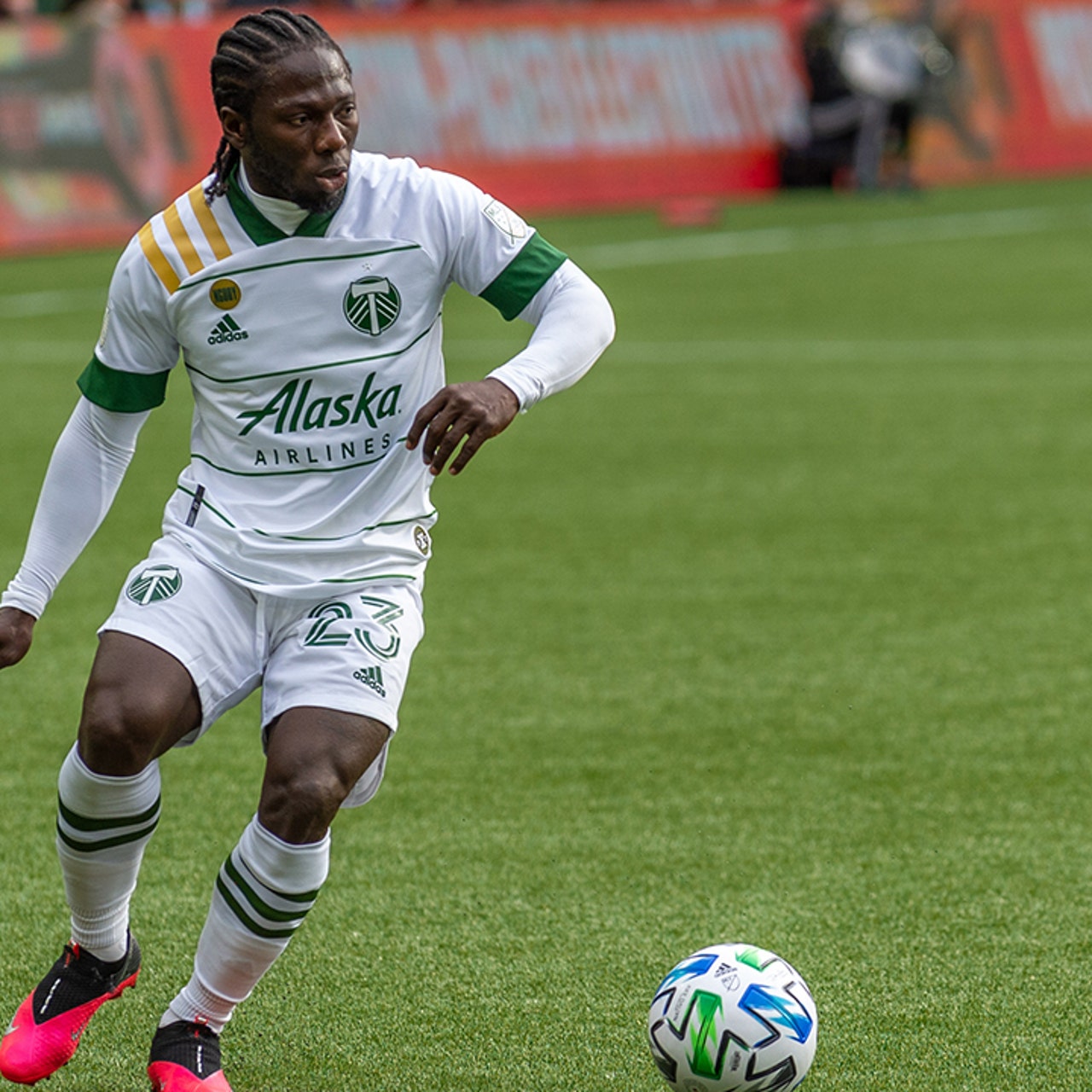 Yimmi Diego Chara Become Sixth Ever Pair Of Brothers To Combine For Goal In Mls Game Fox Sports