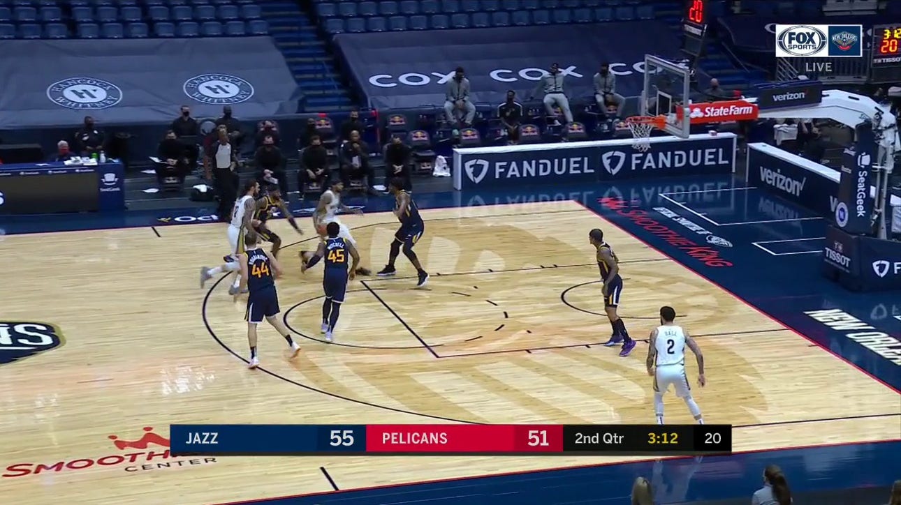 HIGHLIGHTS: Lonzo Ball with the Catch-And-Shoot Play