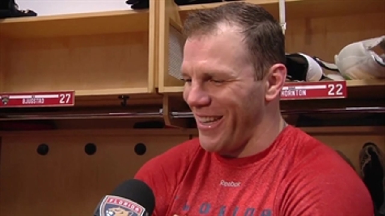 Shawn Thornton moving to business side with Panthers after retirement