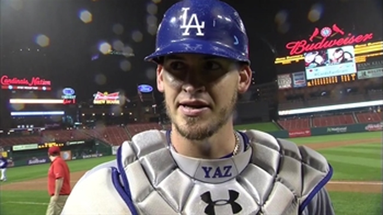 Grandal homers in 1st game back from DL