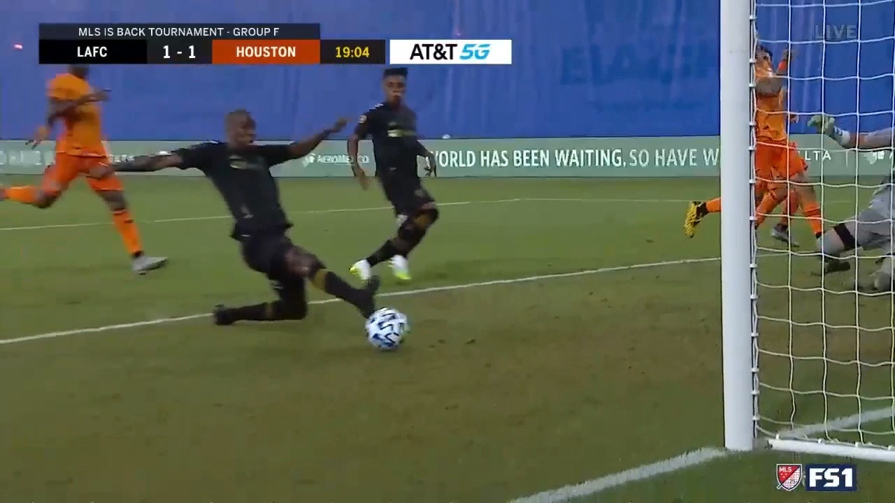 LAFC strikes back for quick equalizer as Bradley Wright-Phillips puts cross home