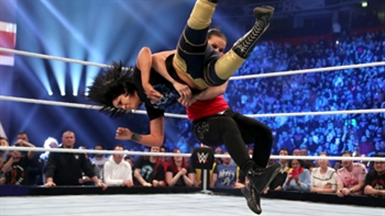 Shayna Baszler blindsides Bayley with another attack: SmackDown, Nov. 8, 2019