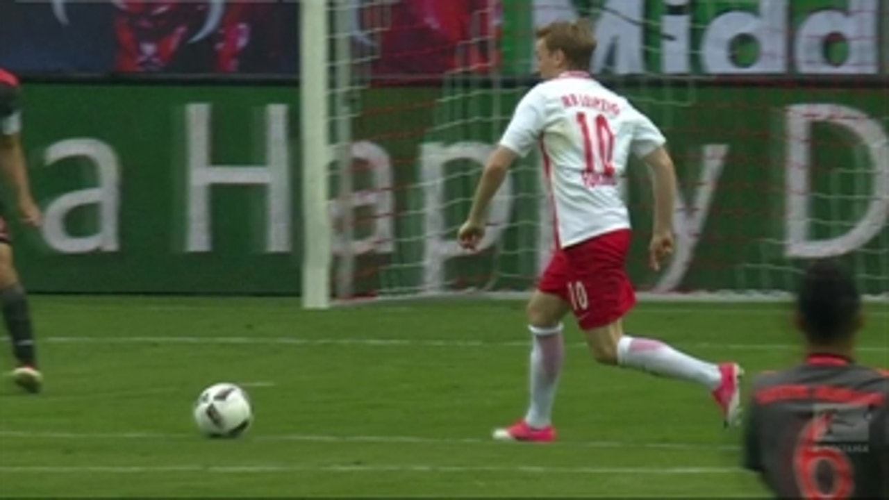 Yussuf Poulsen scores against Bayern Munich​ ' 2016-17 Bundesliga Highlights