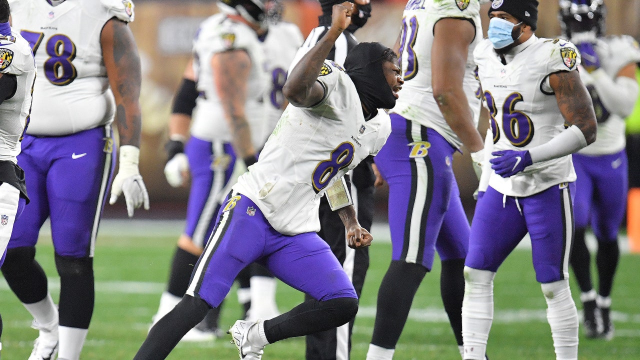 Lamar Jackson: Bathroom break or cramps? -- Dr. Matt Provencher shares his thoughts