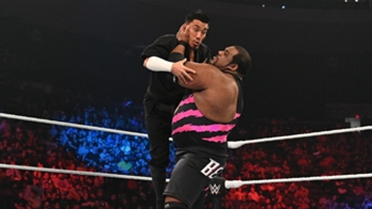 Keith "Bearcat" Lee returns to punish Akira Tozawa: Raw, Sept. 27, 2021