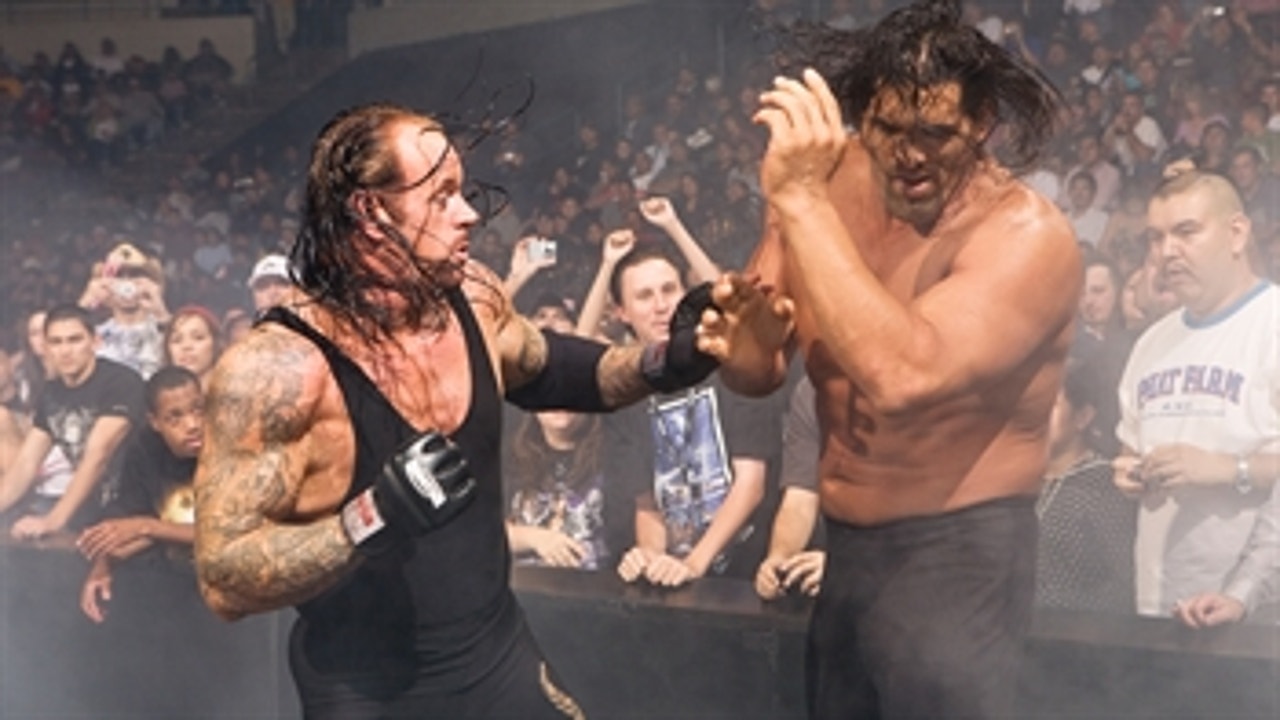 The Undertaker vs. The Great Khali - No Holds Barred Match: SmackDown, Nov. 9, 2007 (Full Match)