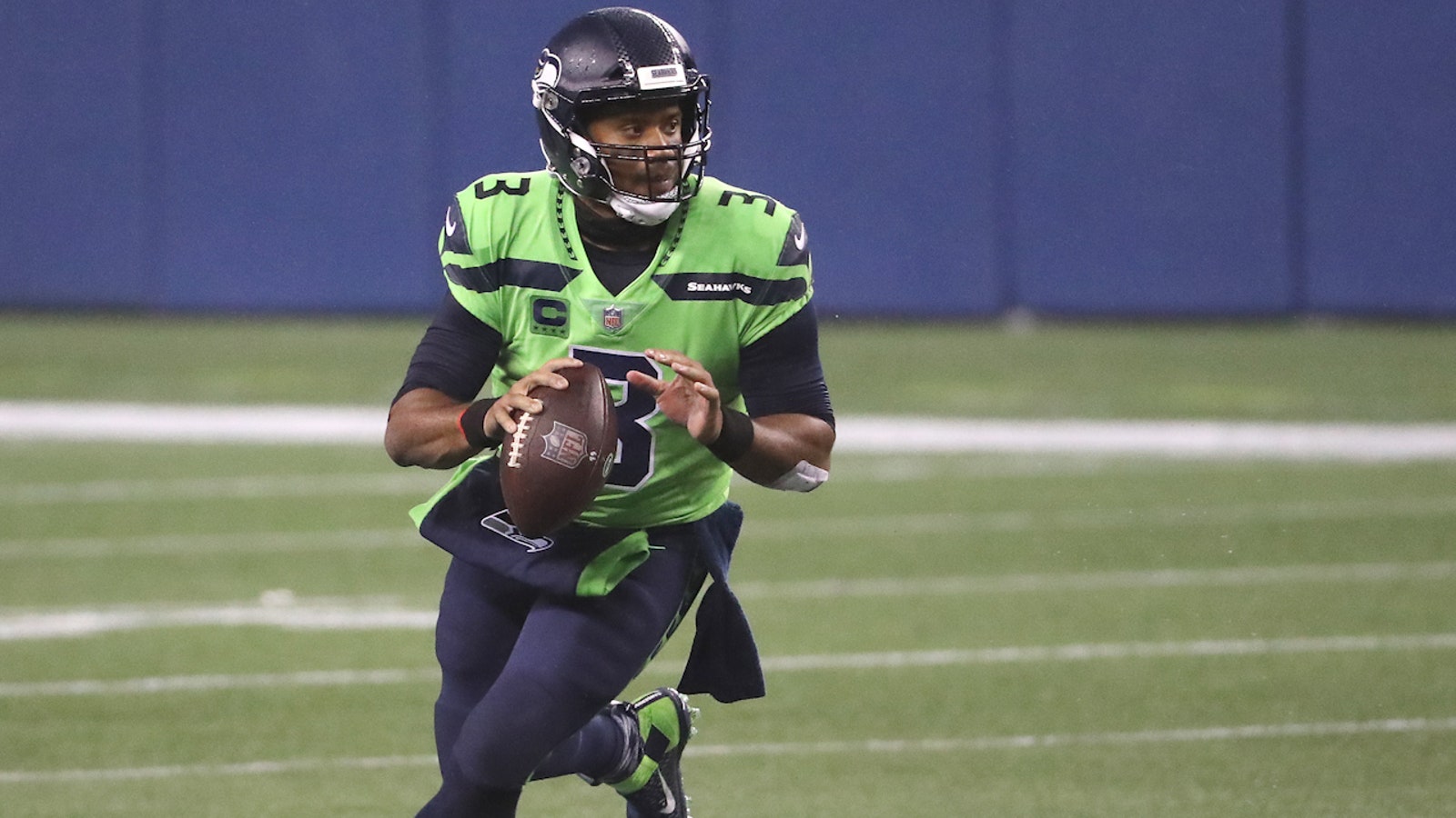 Michael Vick speaks on the conviction & greatness that makes up QB Russell Wilson | THE HERD