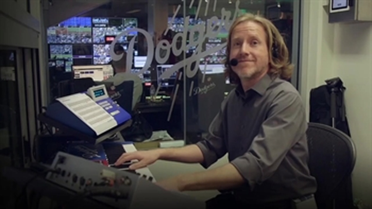 FOX Sports Spotlight: Meet Dodgers organist Dieter Ruehle