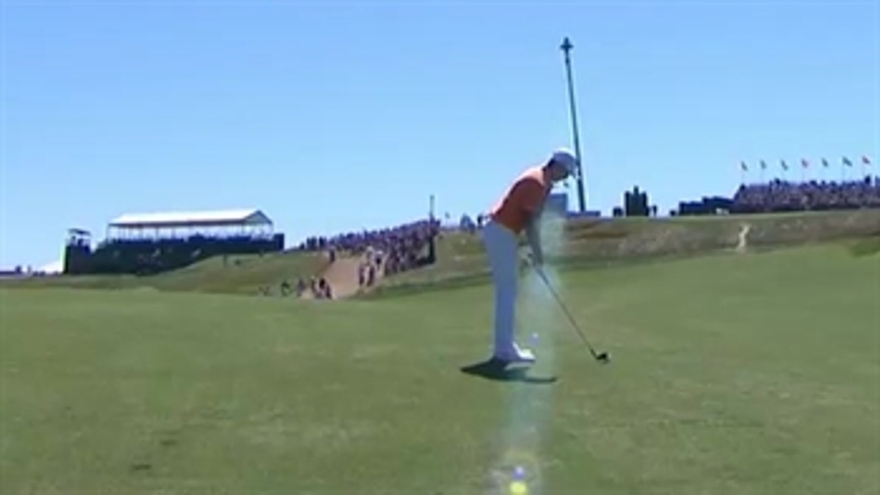 Rickie Fowler with a great second shot on the 9th at Shinnecock Hills