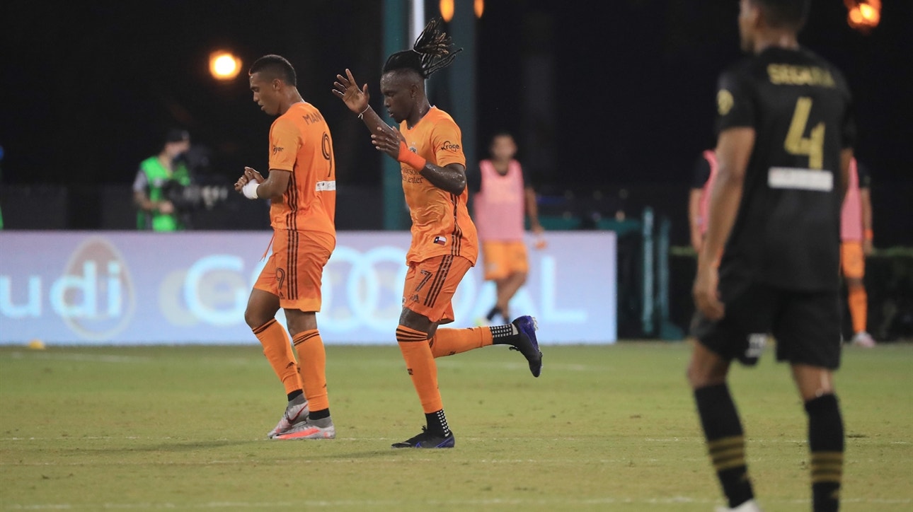 Alberth Elis gives Dynamo 3-1 lead over LAFC heading into halftime