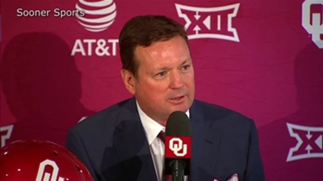 Bob Stoops hands OU reins to emotional Lincoln Riley