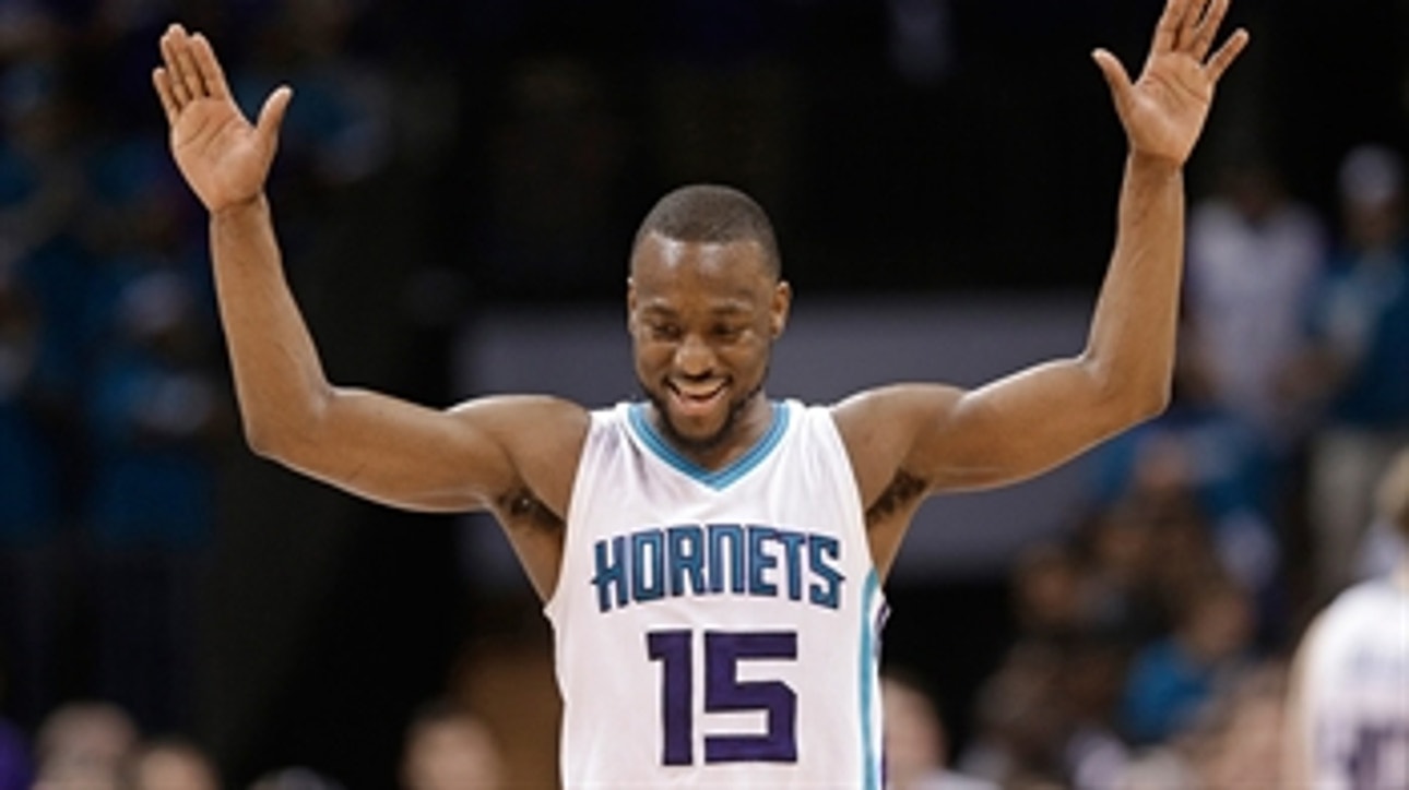 Hornets LIVE To Go: Walker drops in 34 as Hornets claim Game 4