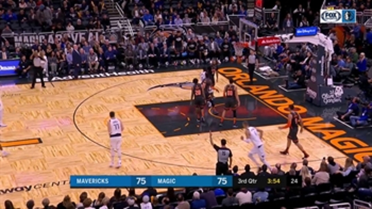 HIGHLIGHTS: Kristaps Porzingis hits the Open 3 from the Corner