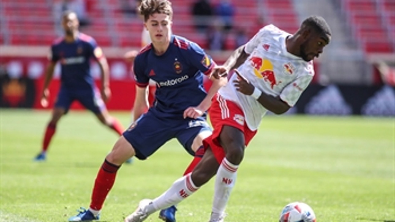 Red Bulls net two second-half goals to earn 2-0 win over Chicago Fire
