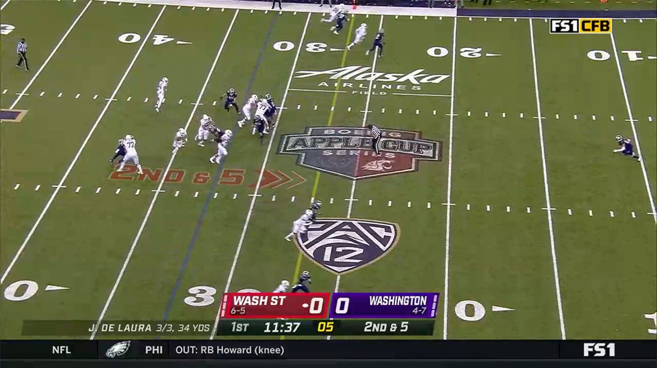 Max Borghi jukes his way to an electric 32-yard touchdown as Washington State strikes first in the Apple Cup