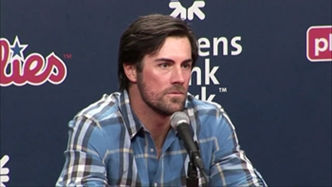 Cole Hamels reacts to being traded, thanks Phillies