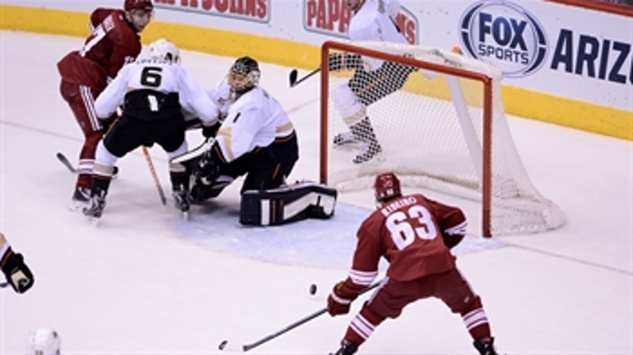 Coyotes outmatched by Ducks