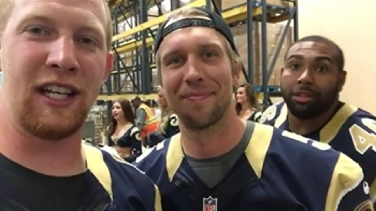 Rams lend a hand at St. Louis Area Foodbank