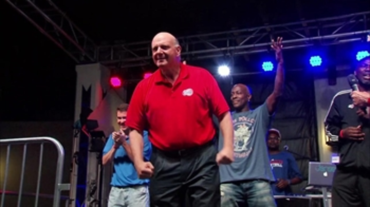 Clippers Weekly: Season ticket holder pep rally at Universal Studios