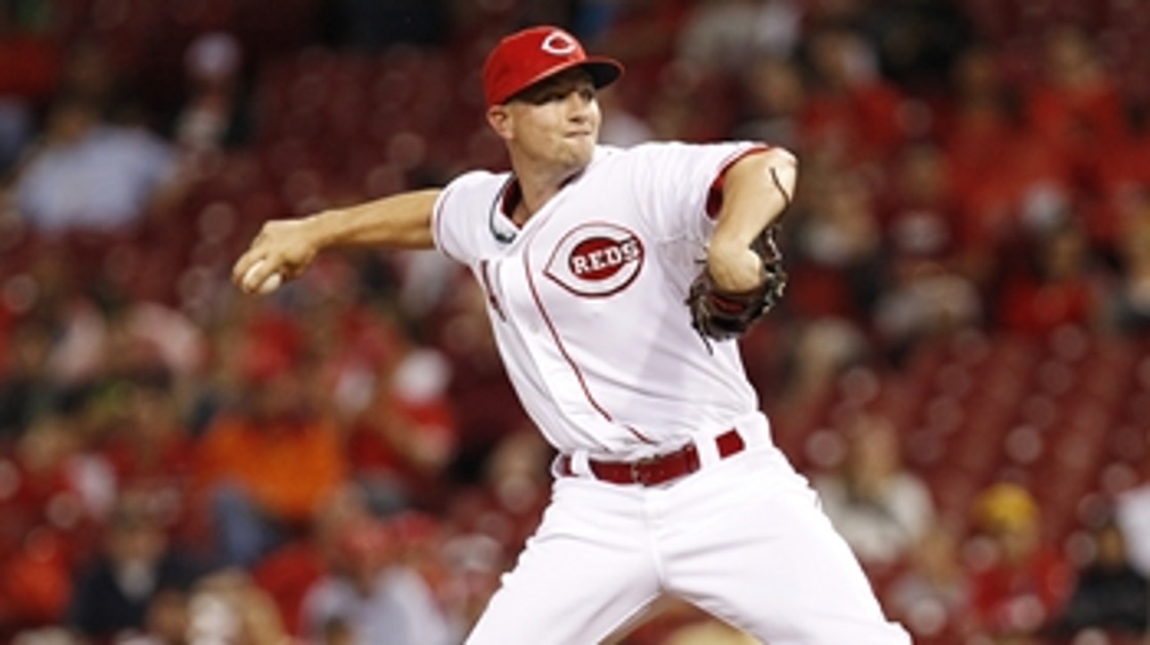Leake, Reds downed by Dodgers