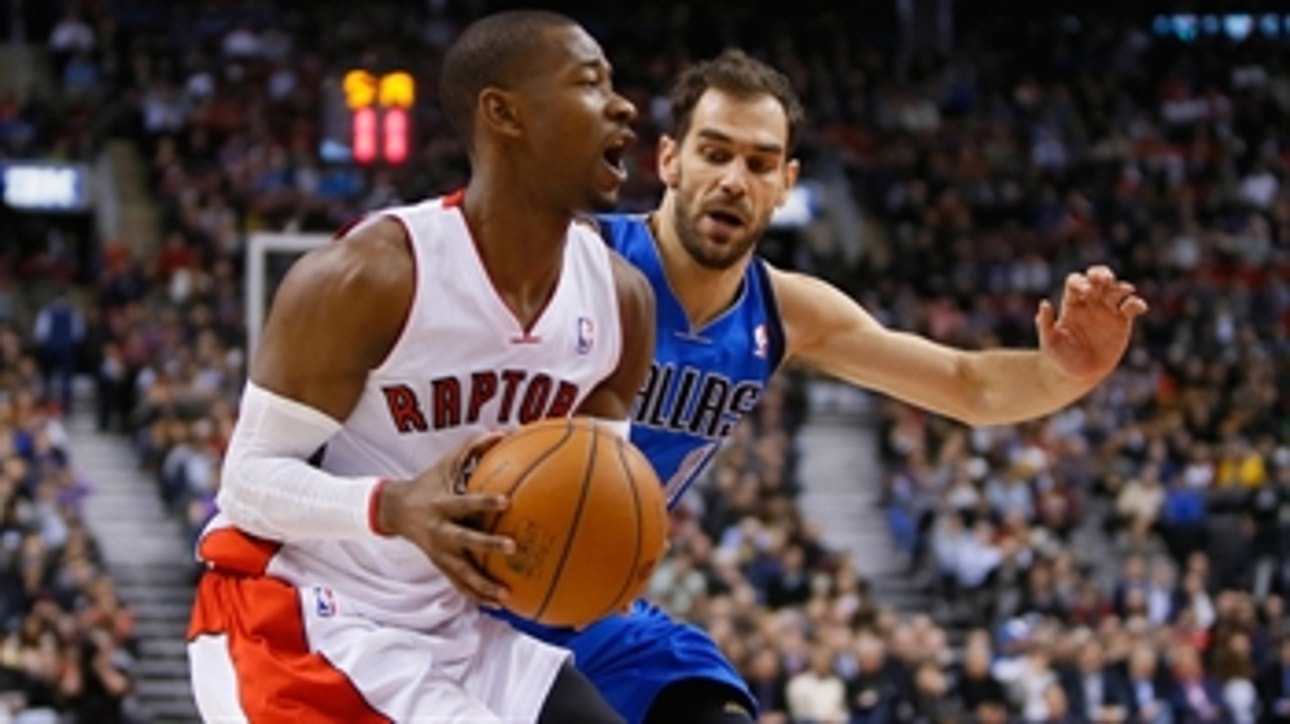 Mavs can't hang on to lead, downed by Raptors