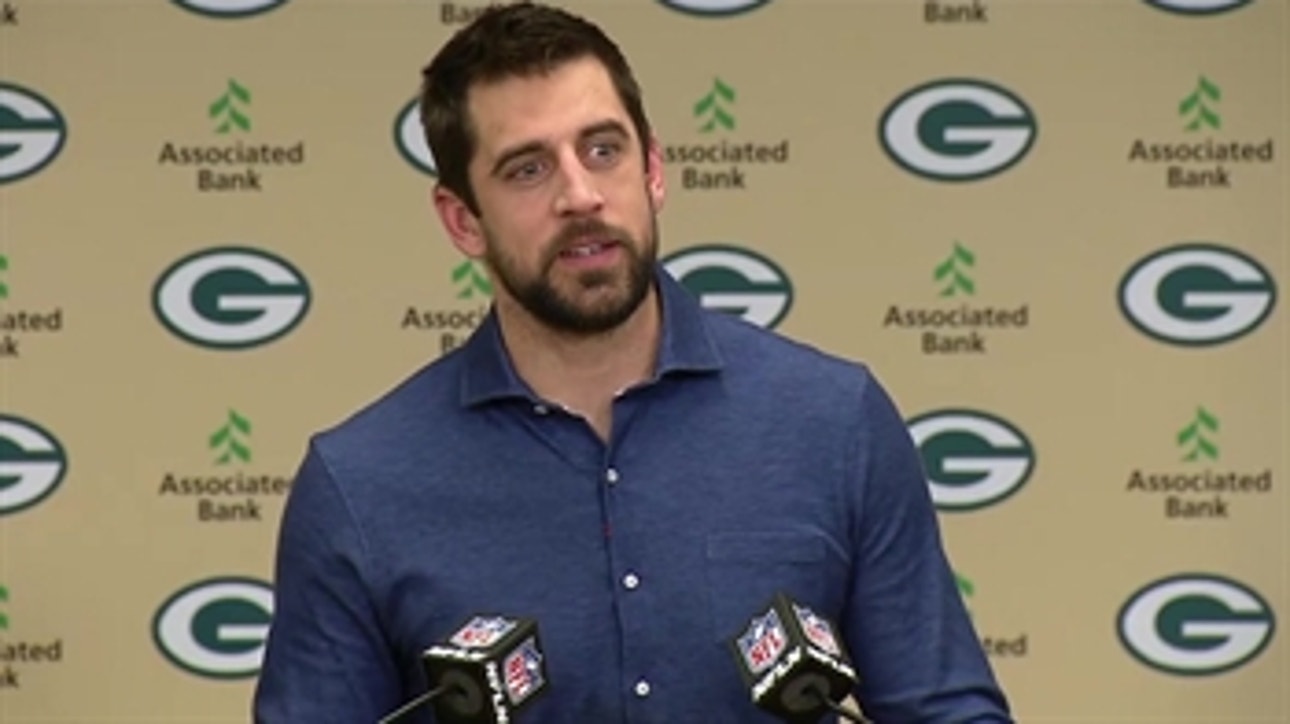 Aaron Rodgers explains his Lambeau Leap, says fans smelled like beer