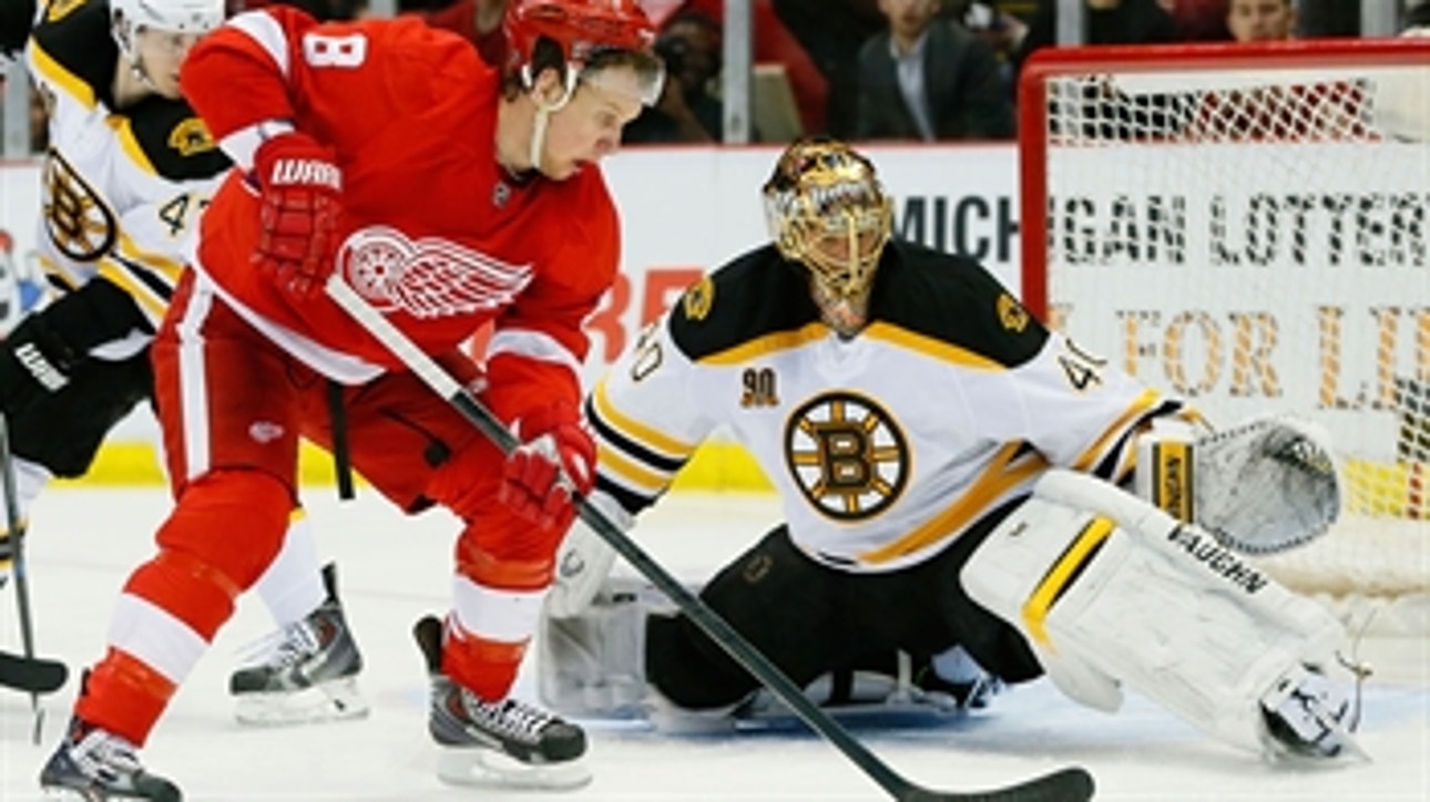 Bruins shut out Red Wings, take 2-1 series lead