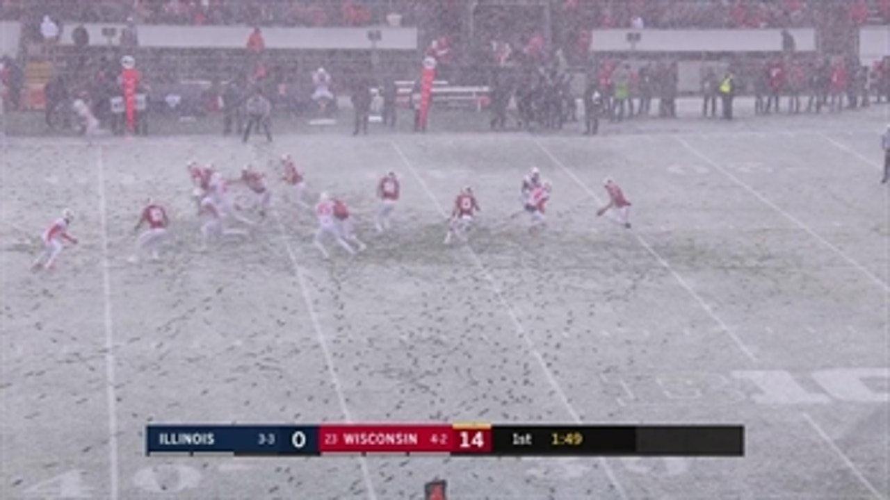 Watch an absurd snowstorm force Wisconsin into a 13-yard punt (yes, 13 yards)