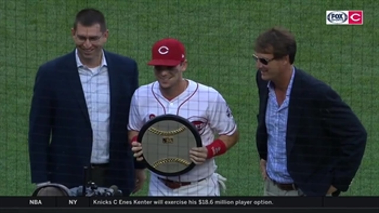 Scooter Gennett receives his National League Player of the Month award