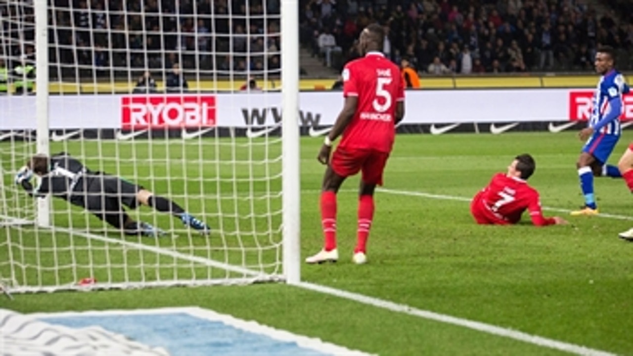 Salomon Kalou makes it level again from close range ' 2015-16 Bundesliga Highlights