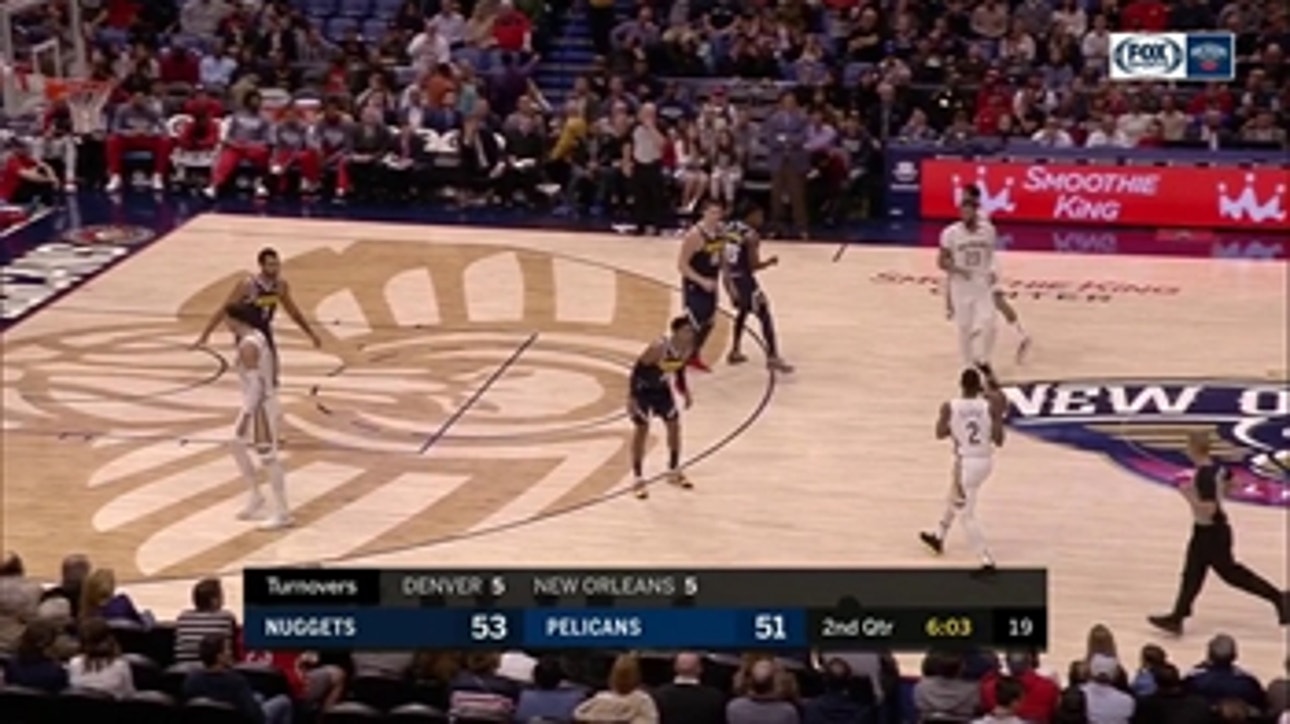 HIGHLIGHTS: Anthony Davis Show-And-Go Dunk