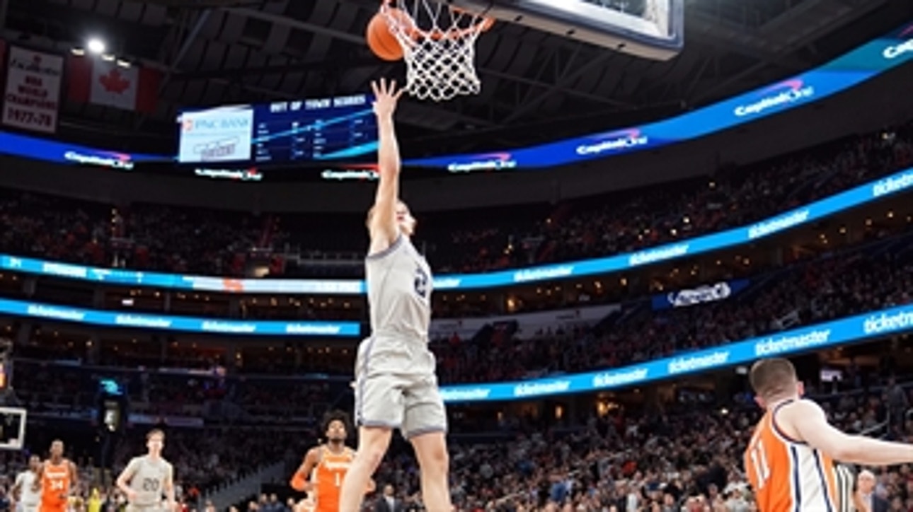 Mac McClung and Buddy Boeheim go back and forth as Georgetown gets the best of Syracuse