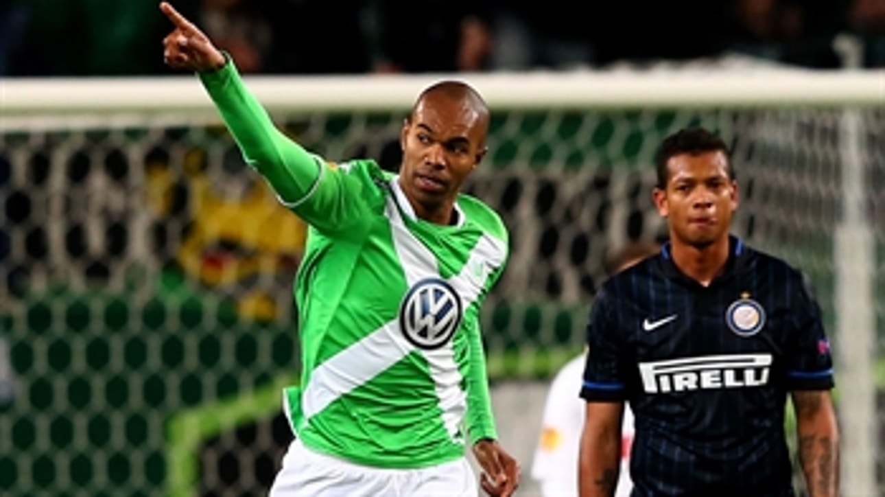 Wolfsburg's Naldo equalizes against Inter Milan
