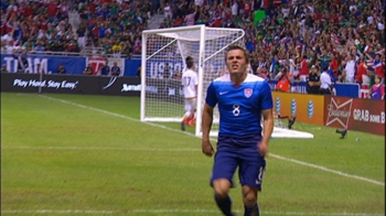Morris first international goal gives USA 1-0 lead