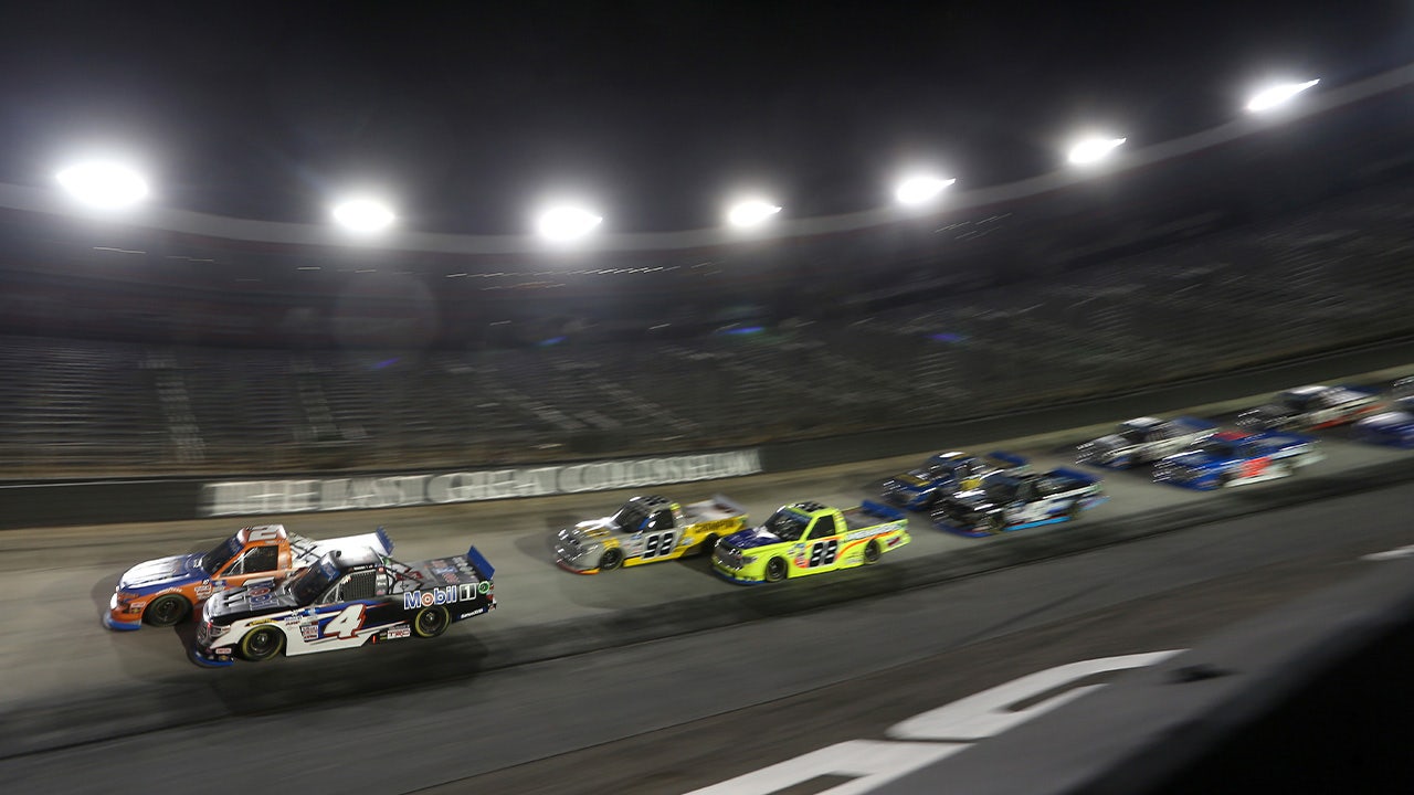 HIGHLIGHTS: NASCAR Camping World Truck Series at Bristol