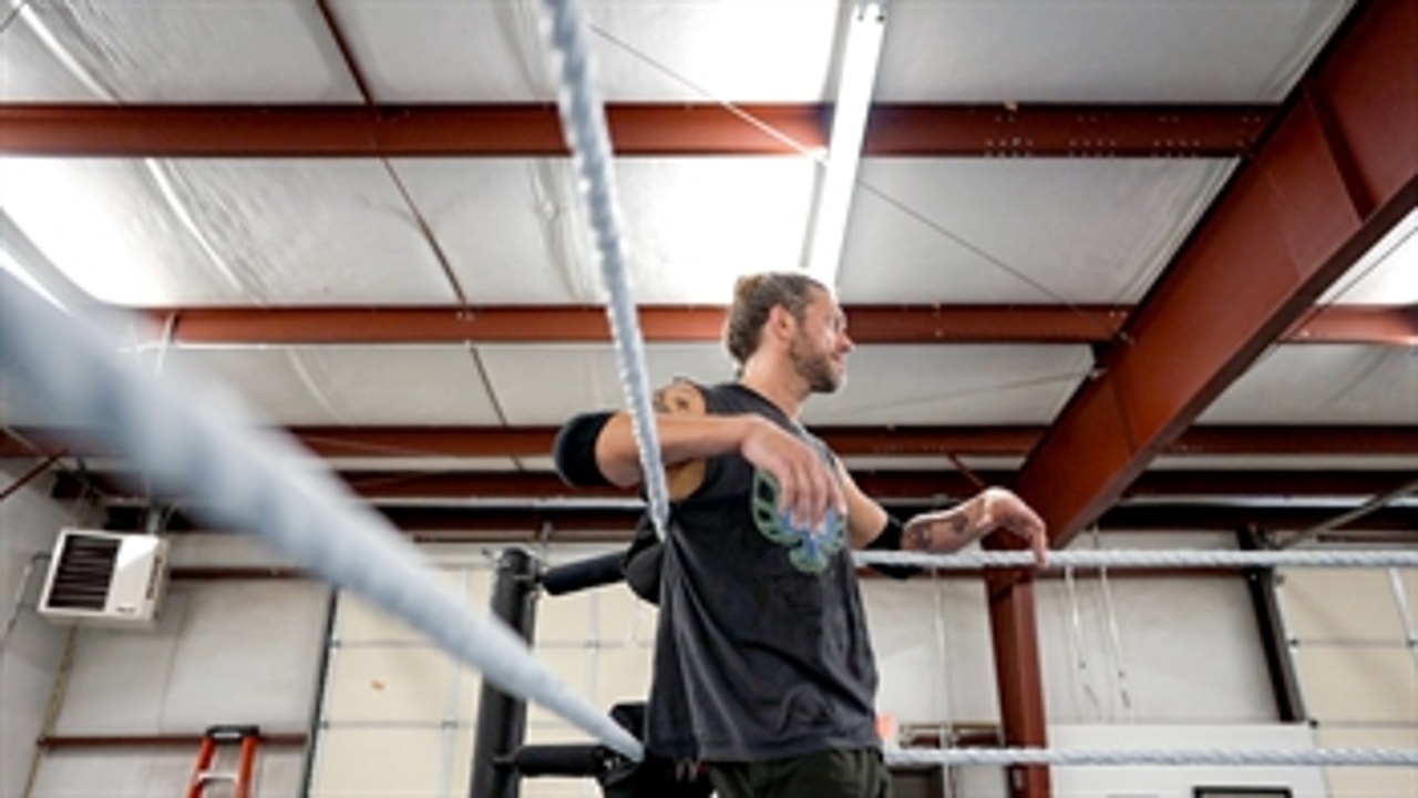 Edge trains in a ring for the first time post-retirement: WWE 24 (WWE Network Exclusive)