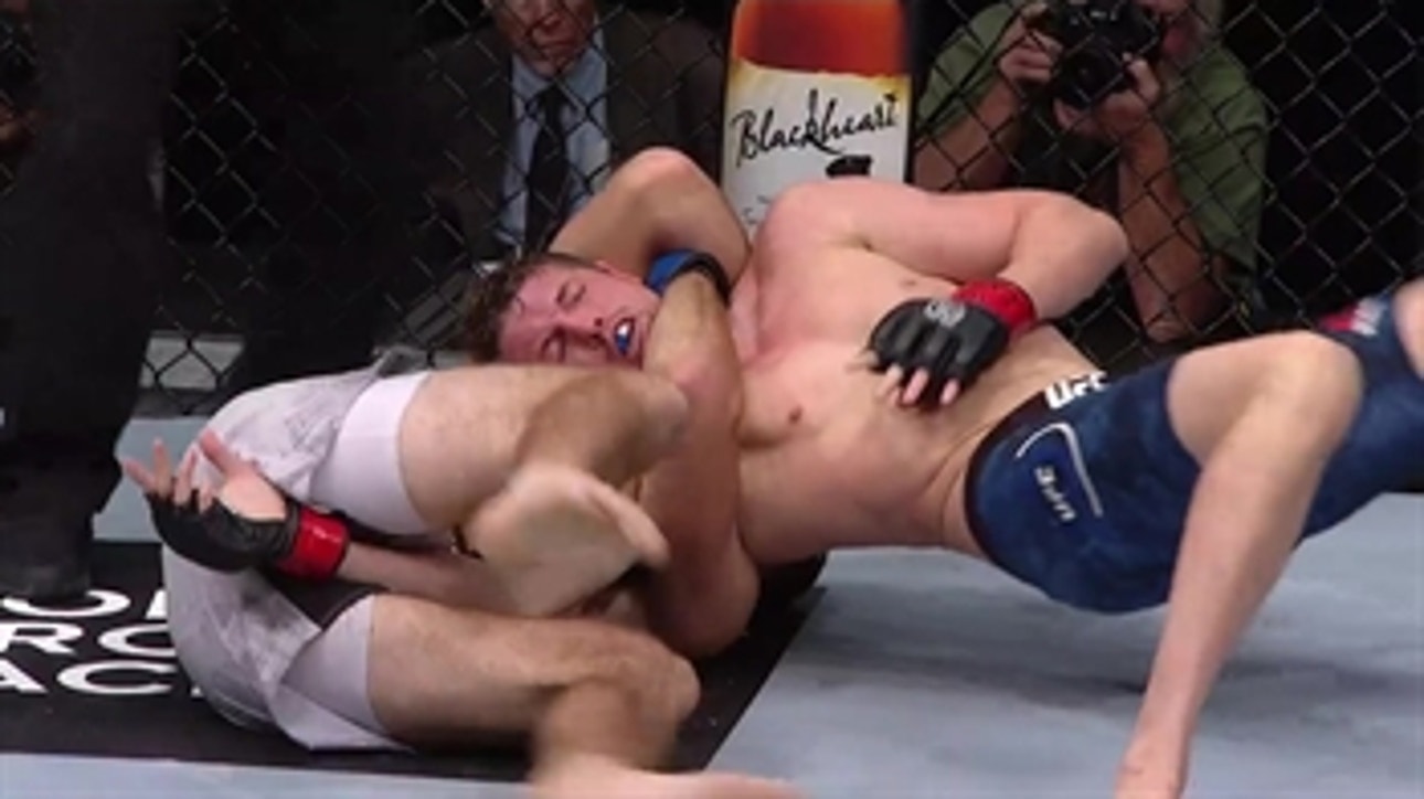 Bobby Moffett with the controversial submission victory over Chas Skelly ' HIGHLIGHT ' UFC FIGHT NIGHT