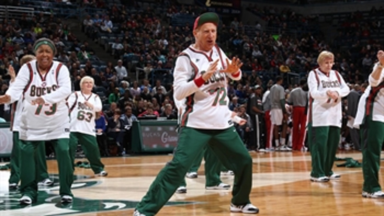 Milwaukee Bucks hold unusual dance team tryouts