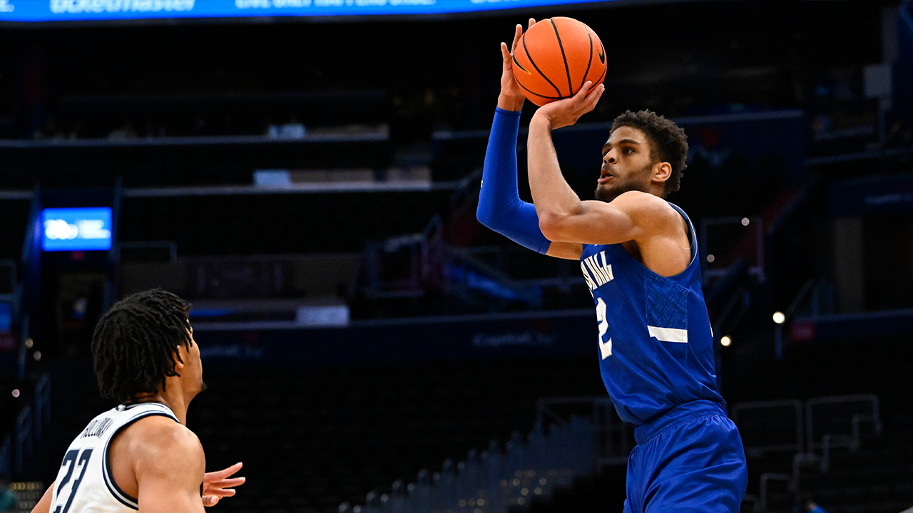 Tray Jackson scores 21 points in Georgetown's 70-63 win over Seton Hall