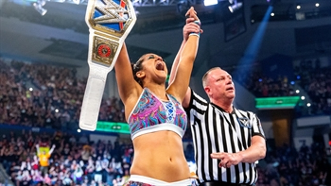 Becky Lynch vs. Charlotte Flair - SmackDown Women's Title Match: WWE Money in the Bank 2019 (Full Match)