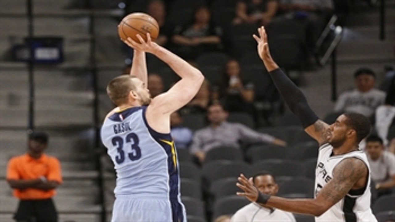 Grizzlies LIVE to Go: Grizzlies suffer overtime loss to the Spurs 95-89